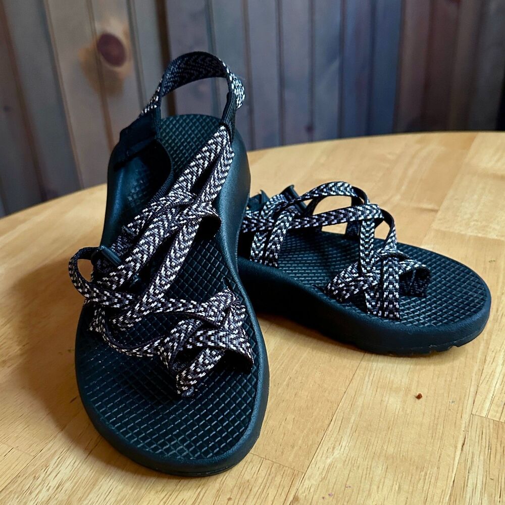 Chaco ZX/2 Classic Sandal Color Boost Black Size Women’s 5